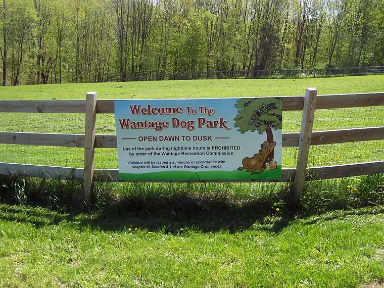 Signage, photo 9 of 9